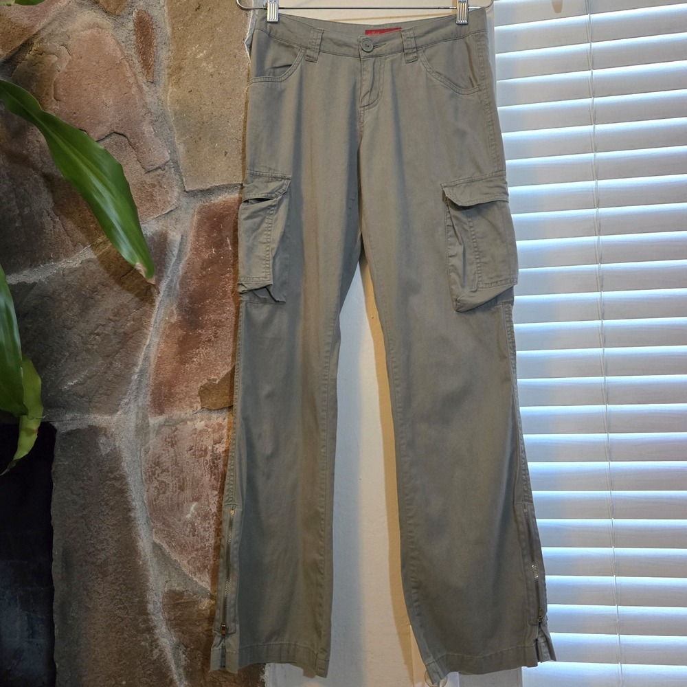 Vintage Y2K MOE Cargo Pants Low Rise Green Utility Kim Possible Gorpcore Skater